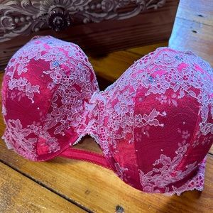 Victoria’s Secret Bra 34DD